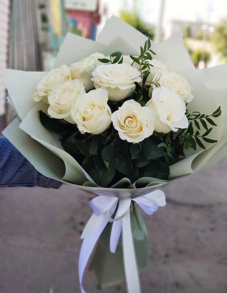 Букет Белые розы Проуд в Утевка
