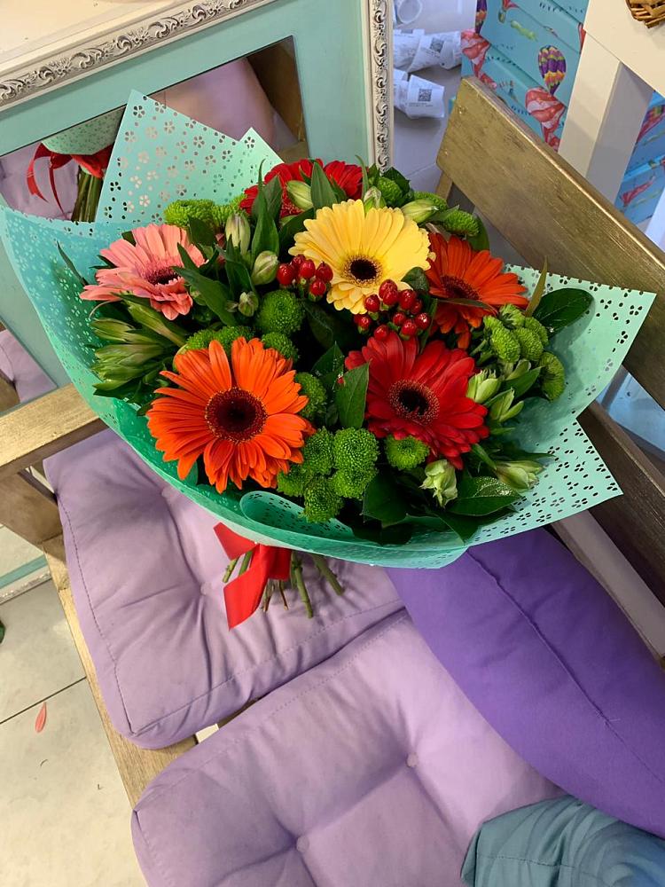 Букет цветов из: Герберы, Хризантемы и Альстромерии в Утевка