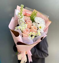 Букет цветов из:  Хризантемы и Розы в Утевка
