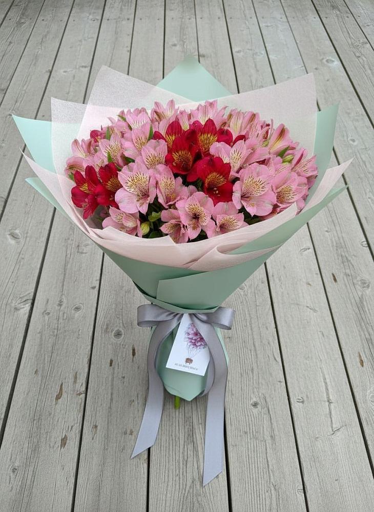 Букет цветов из: Альстромерии в Утевка