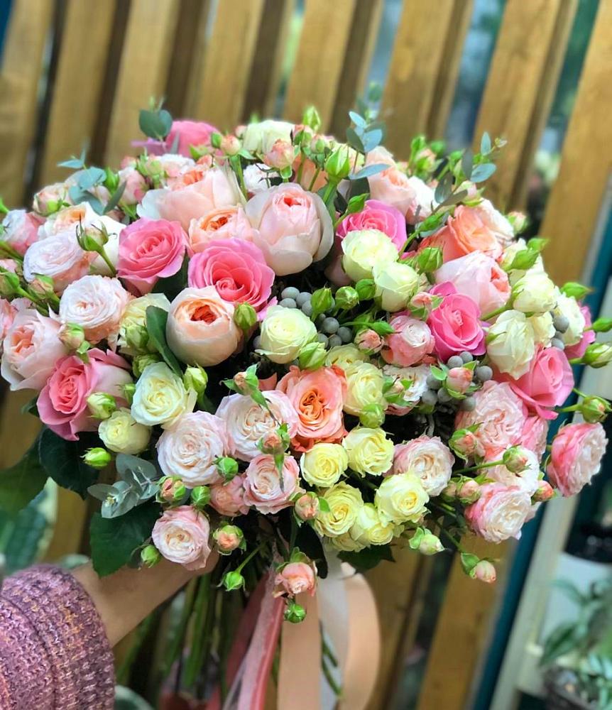 Букет цветов из: Розы в Утевка