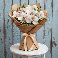 Букет цветов из:  Орхидеи и Розы в Утевка